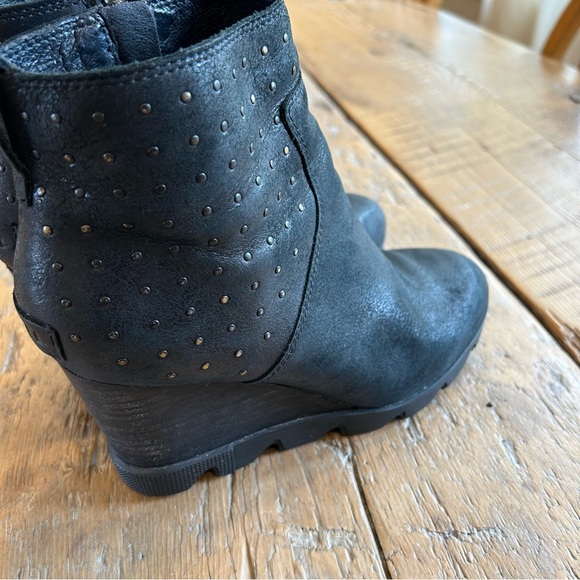 SOREL Black Leather Studded Wedge Waterproof Ankle Boots - Picture 7 of 7